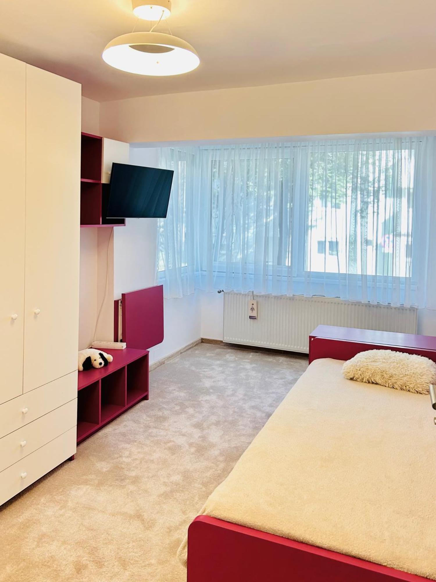 Chic Escape Forest